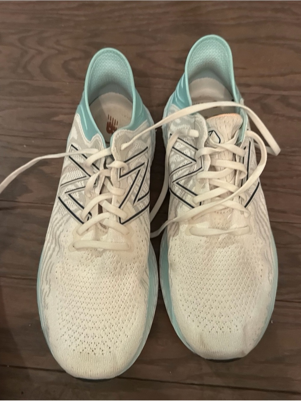 New Balance Fresh Foam X More v4 Athletic Women Size 12 look great - Picture 3 of 6
